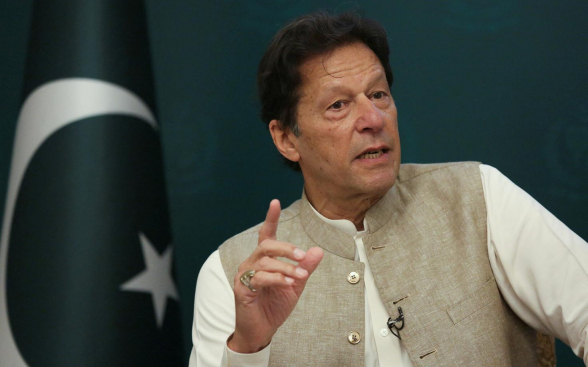 В Пакистане могут рассмотреть запрет партии бывшего премьера Имрана Хана